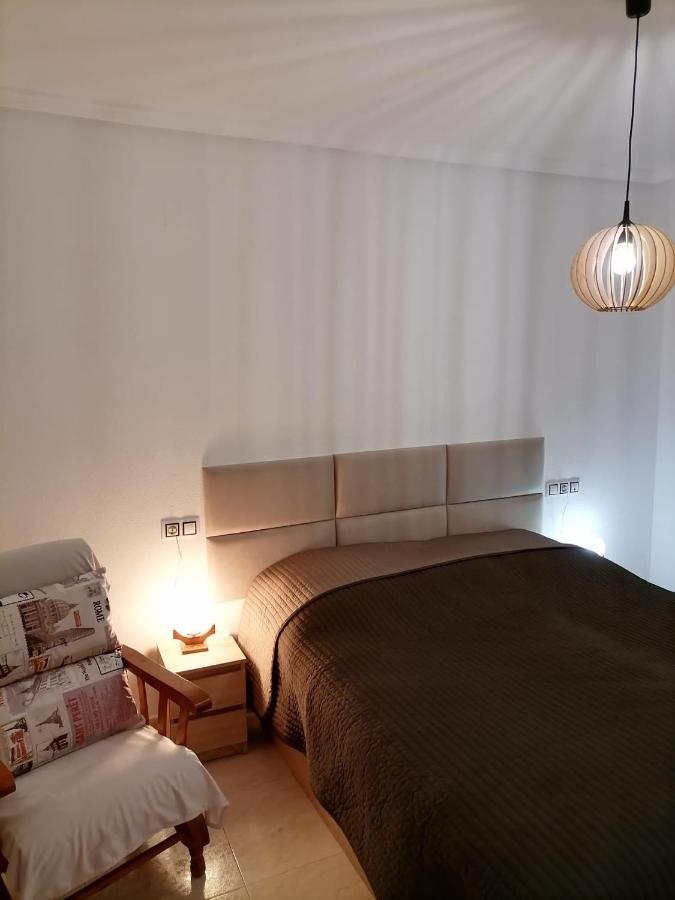 Sunny Appartment With Pool Torrevieja Center Екстериор снимка